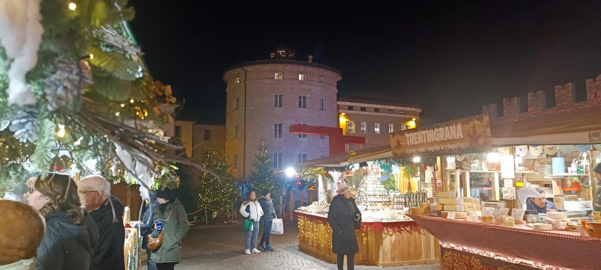 Отель Torrione Тренто Экстерьер фото